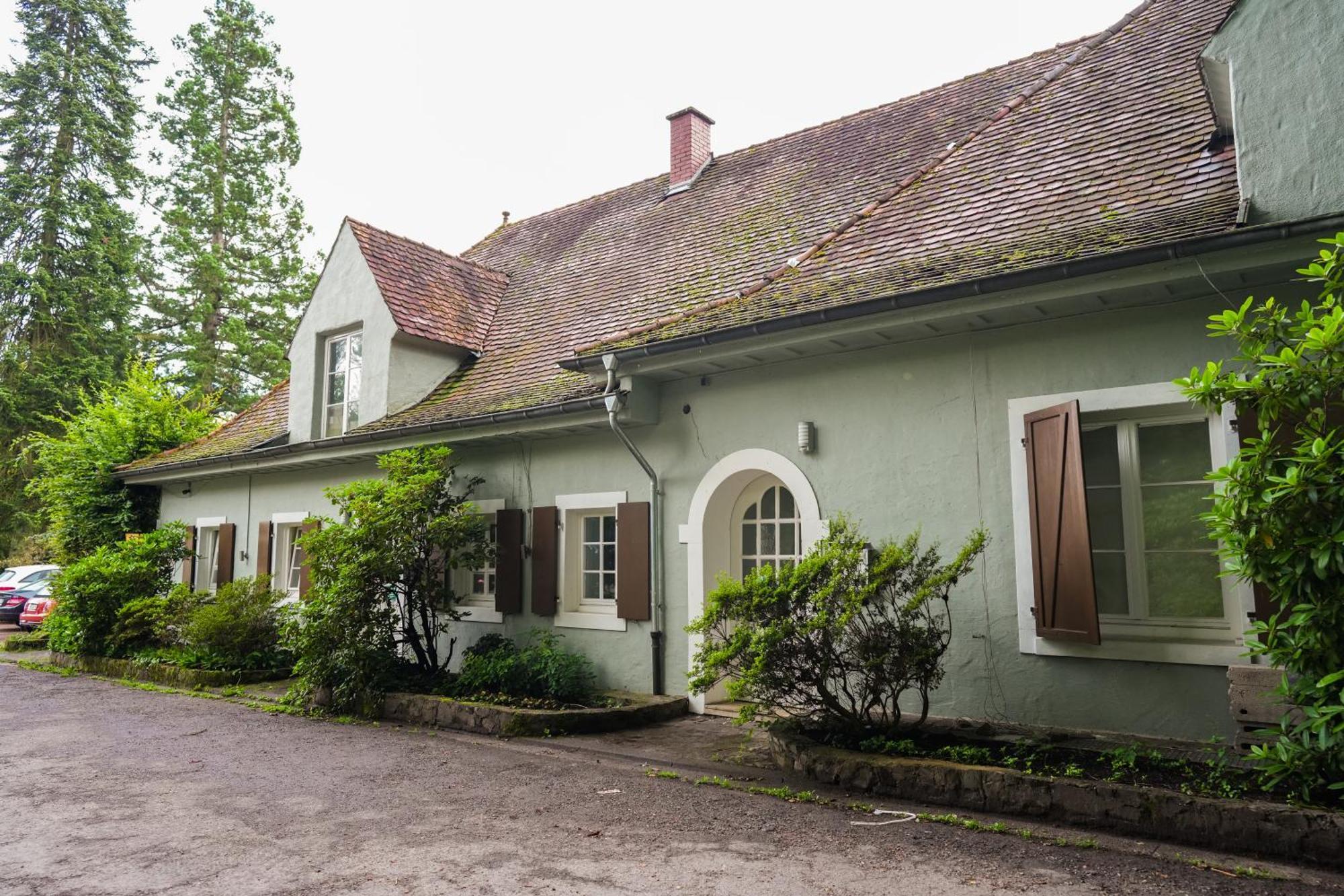Hotel Und Restaurant Halbinsel Blieskastel Exterior photo